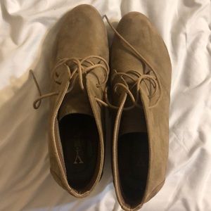 Women’s beige booties. Size 11